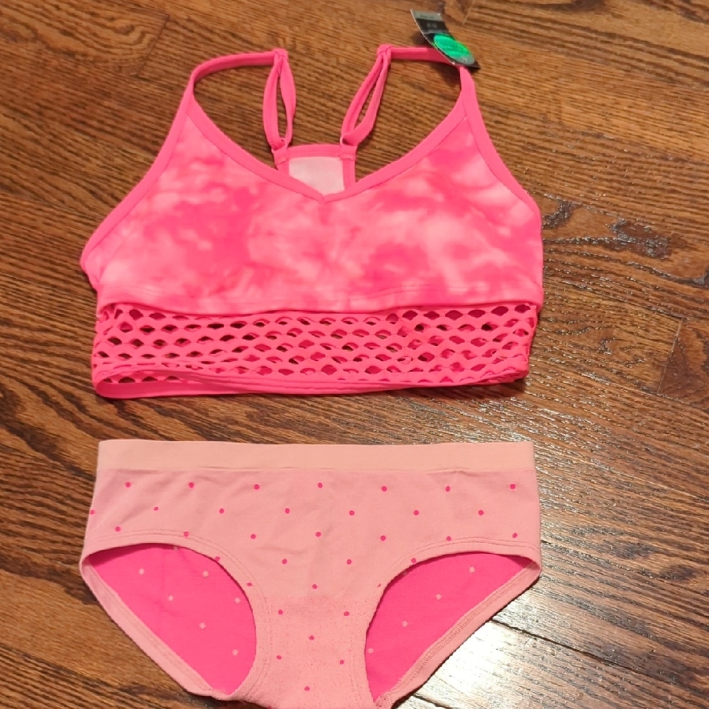 Girls PINK Victoria's Secret Vibrant Spirts Bra And Undies